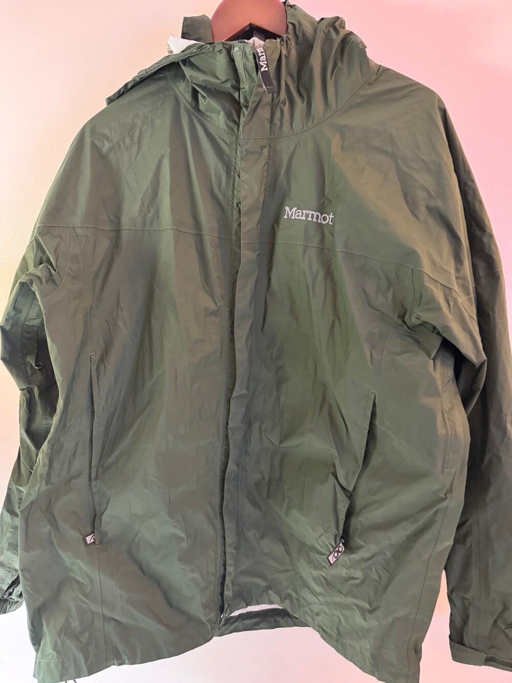 Marmot Men’s Large Green Hooded Rain Jacket Lightweight Outdoor Hiking Shell